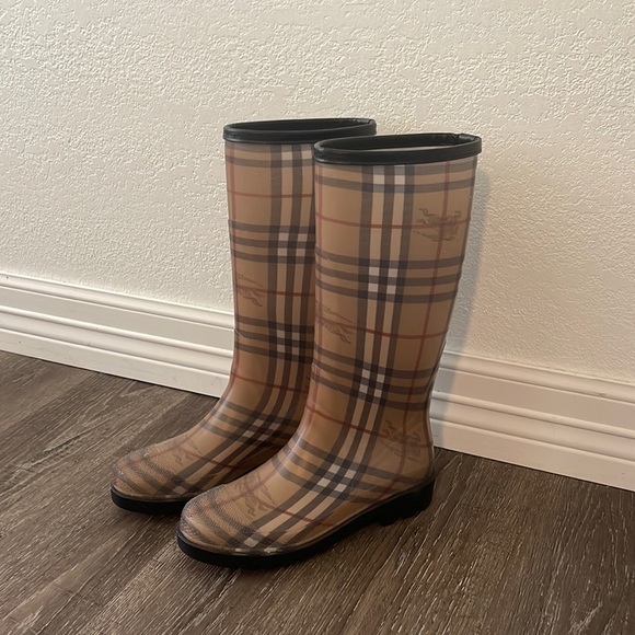 Burberry Plaid Rainboots - Picture 1 of 6